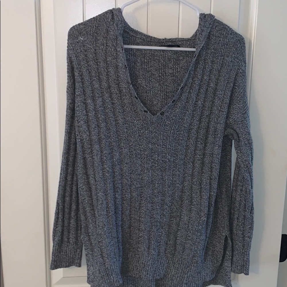 AMERICAN EAGLE Hooded V-Neck Sweater